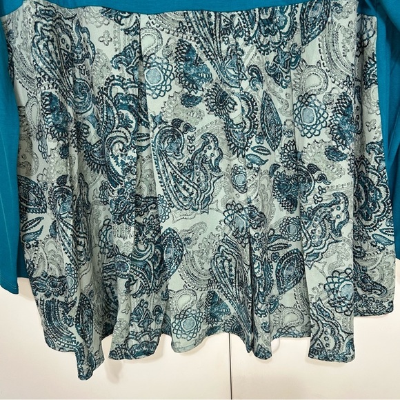 DG2 Diane Gilman Women Large Teal Blue Crew Neck Flowy Paisley Long Sleeve Top - Picture 4 of 8